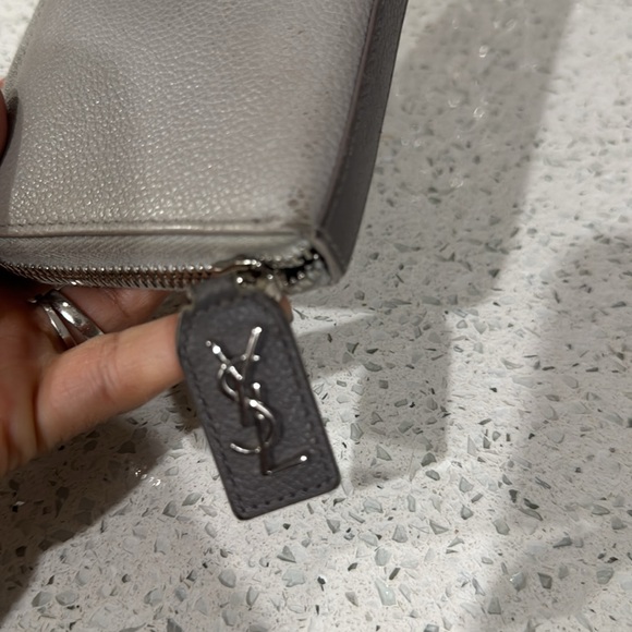 🩶SAINT LAURENT PARIS Zip Around Leather Wallet - Picture 12 of 16